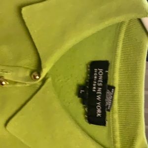 Jones New York green long sleeve shirt